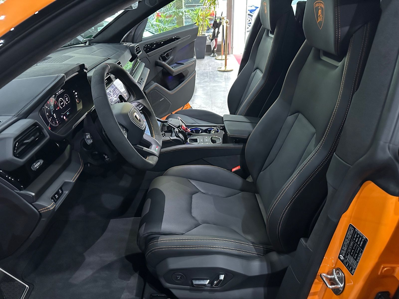 Lamborghini Urus SE / B&O /Entertaiment / Massage /Sitzklima — photo 7