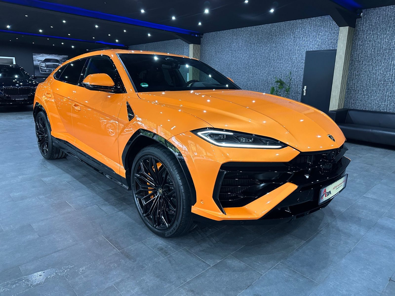 Lamborghini Urus SE / B&O /Entertaiment / Massage /Sitzklima — photo 3
