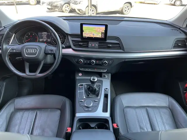 Audi Q5 view 15
