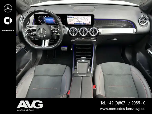 Mercedes-Benz GLB view 13