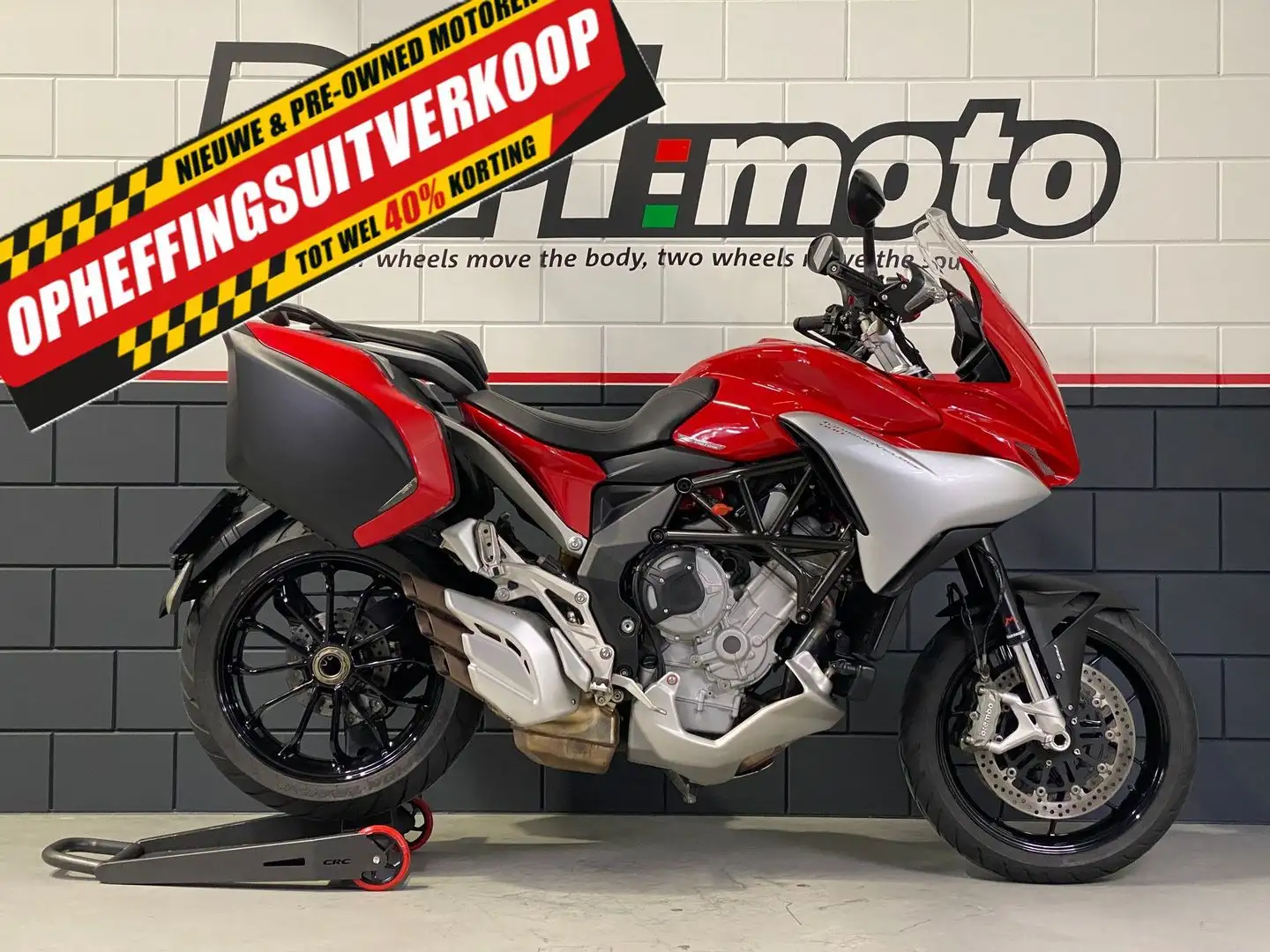 MV Agusta Turismo Veloce 800 - 2