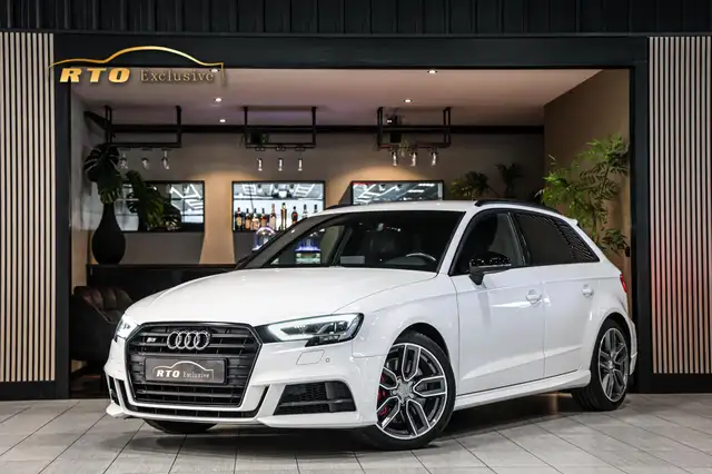 Audi S3 2.0 TFSI S3 quattro 53000 KM VIRTUAL ECC NAVIGATIE