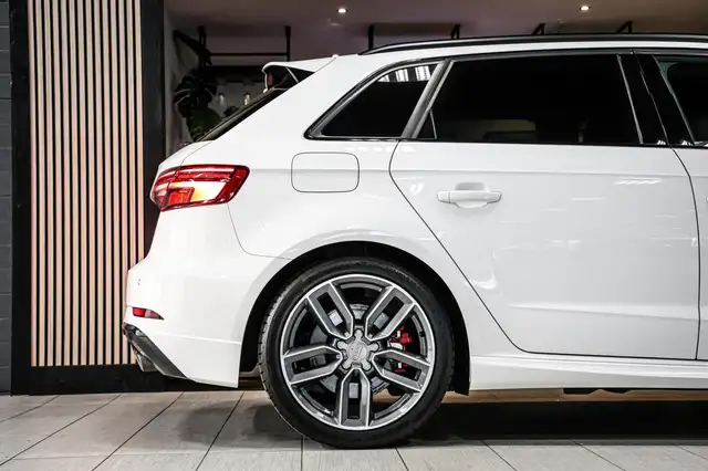 Audi S3 view 14