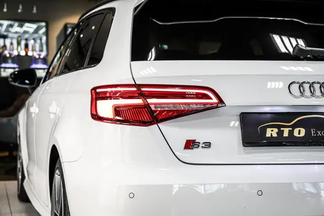 Audi S3 view 13