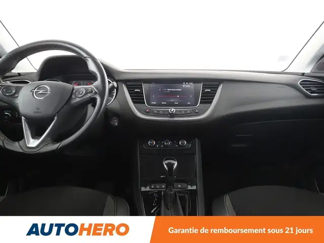 Opel Grandland X view 12