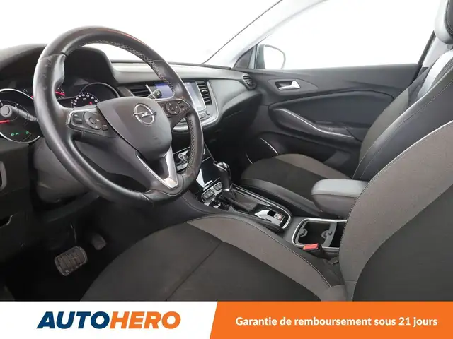 Opel Grandland X view 11