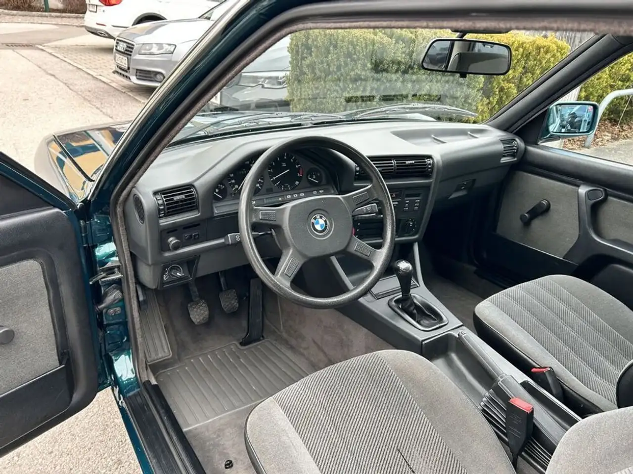 BMW 320 i Coupe E30 *ERSTB*KOMPLETTRESTAURIERT*SAMMLER*, foto 7