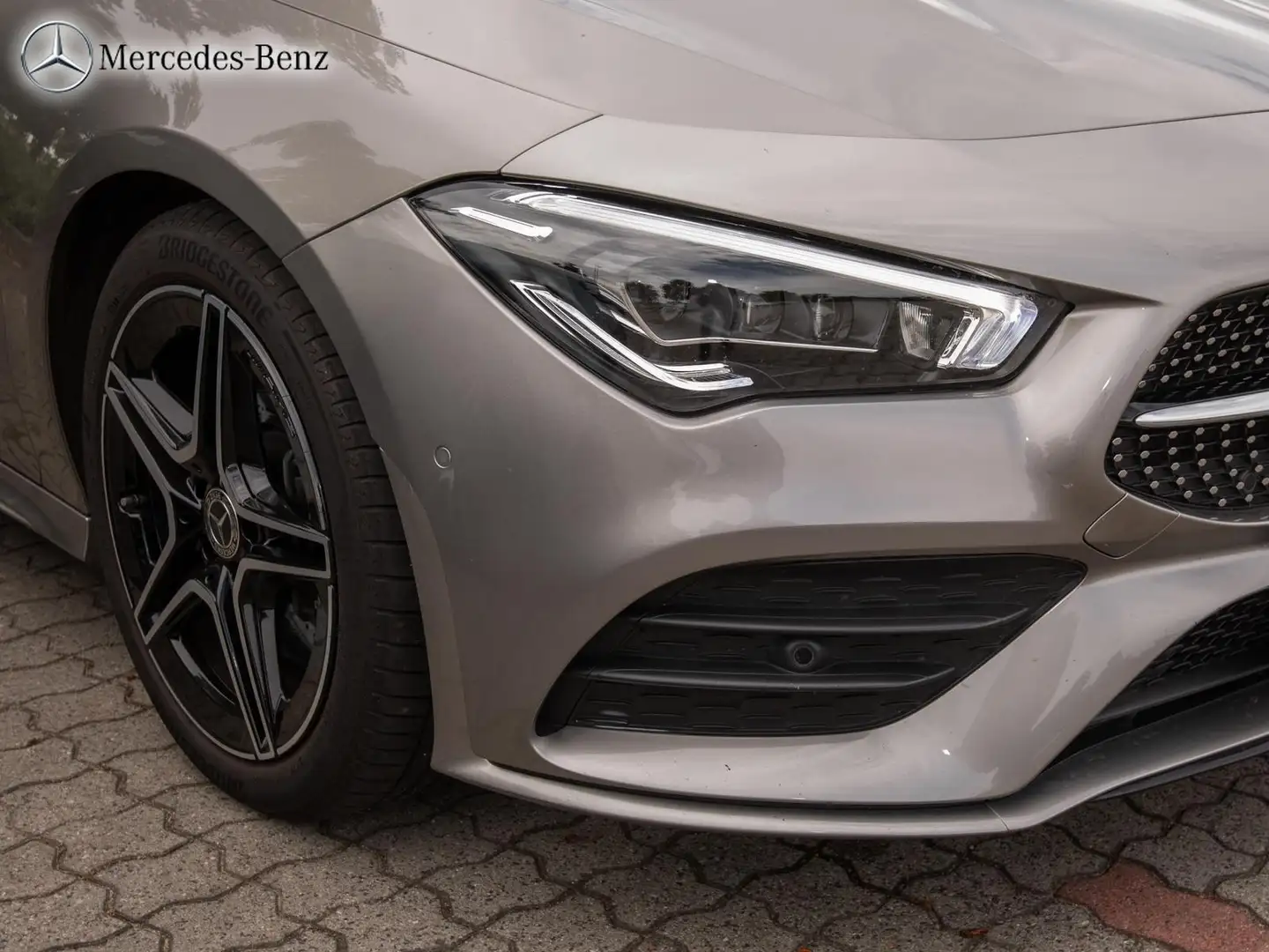 Mercedes-Benz CLA 200 Coupé AMG Night+RüKam+Tempomat+18 Silber - 2