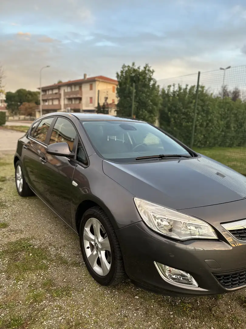 Opel Astra 5p 1.7 cdti Cosmo 110cv - 2