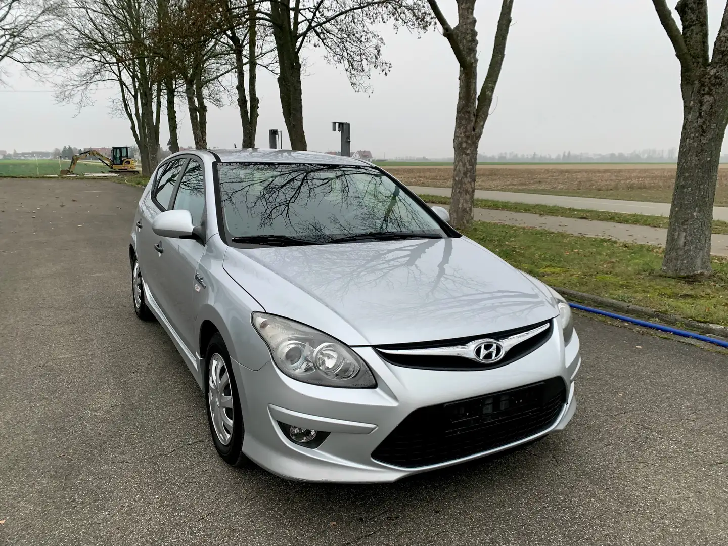 Hyundai i30 1.4 Edition Plus Gris - 1