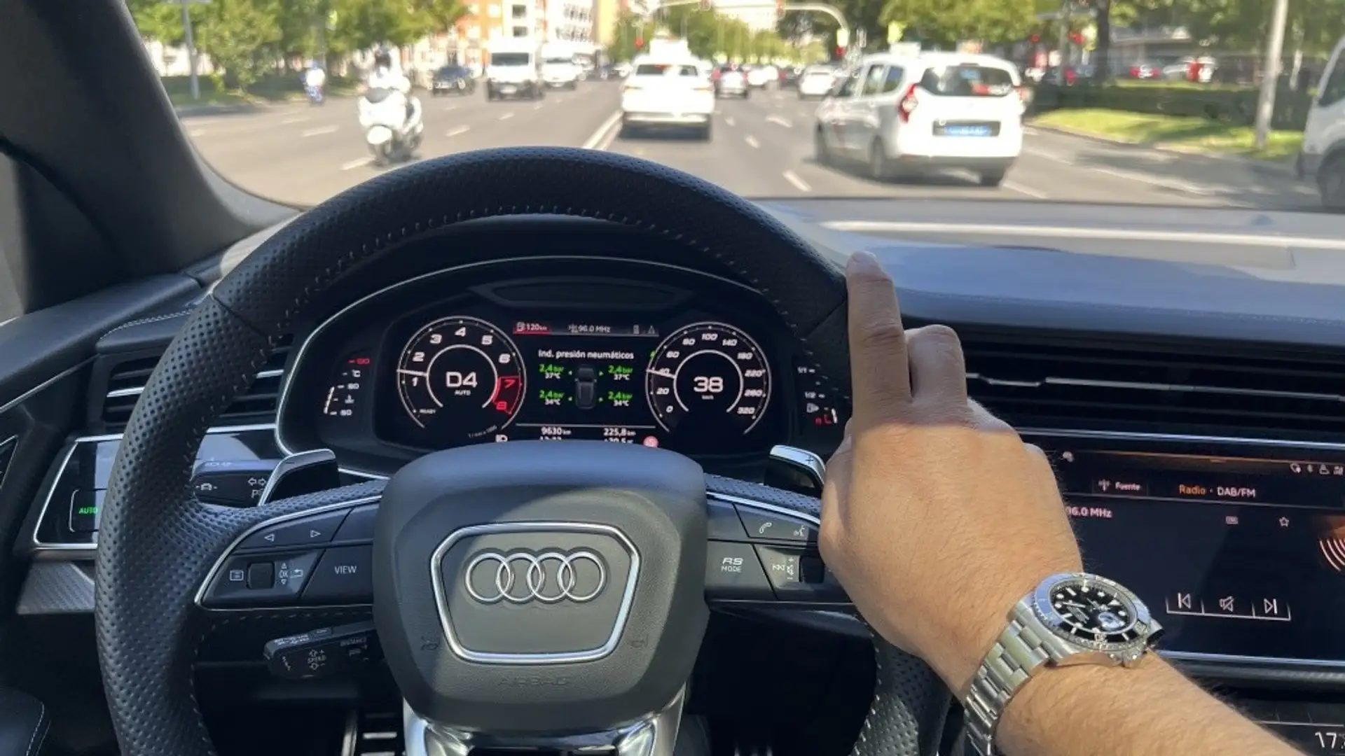 Audi RS Q8 TFSI quattro tiptronic Schwarz - 1