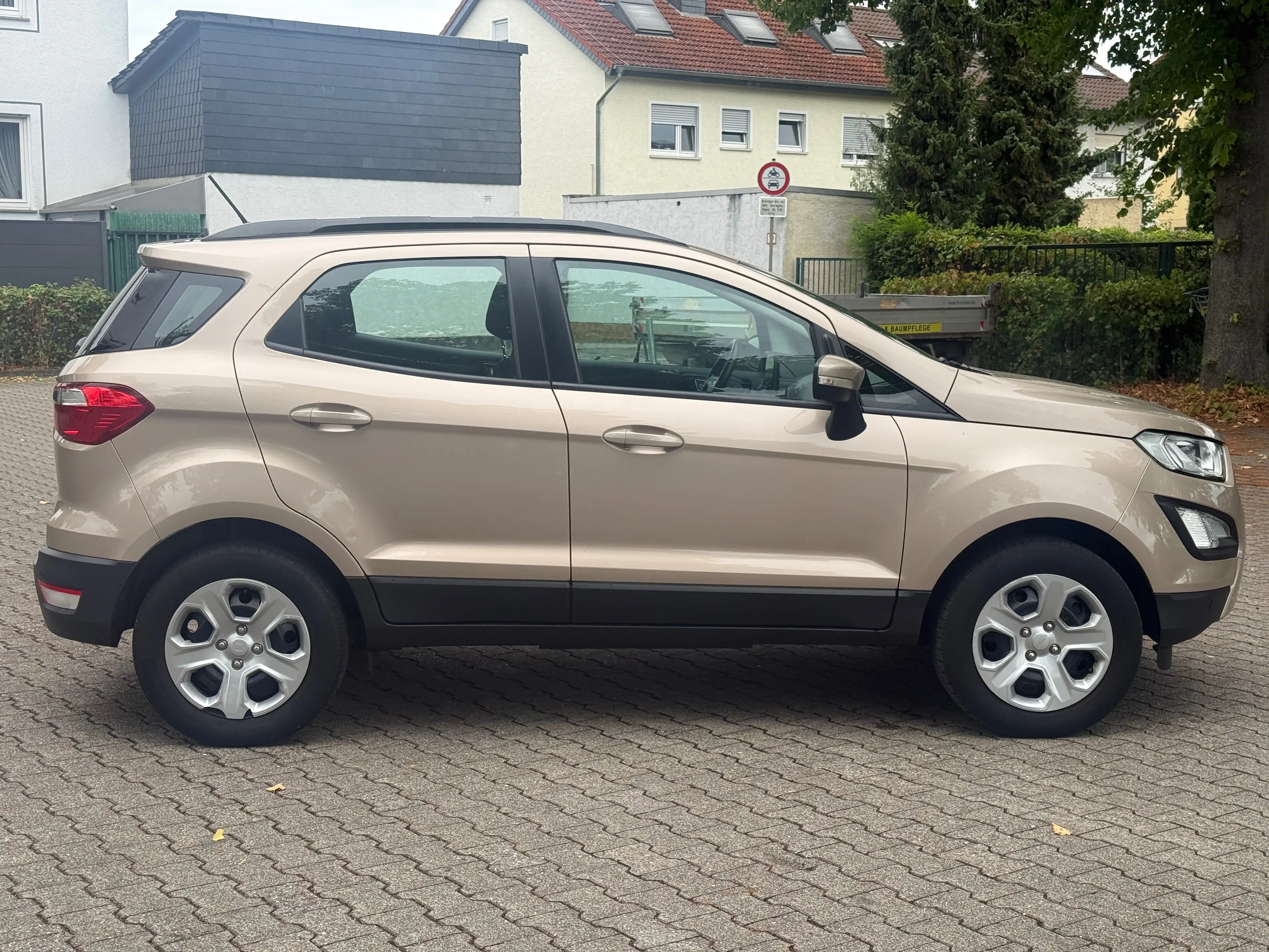 Ford EcoSport Cool & Connect*TÜV 03/2028*NAVI*KLIMA* EU6 *PDC — photo 5