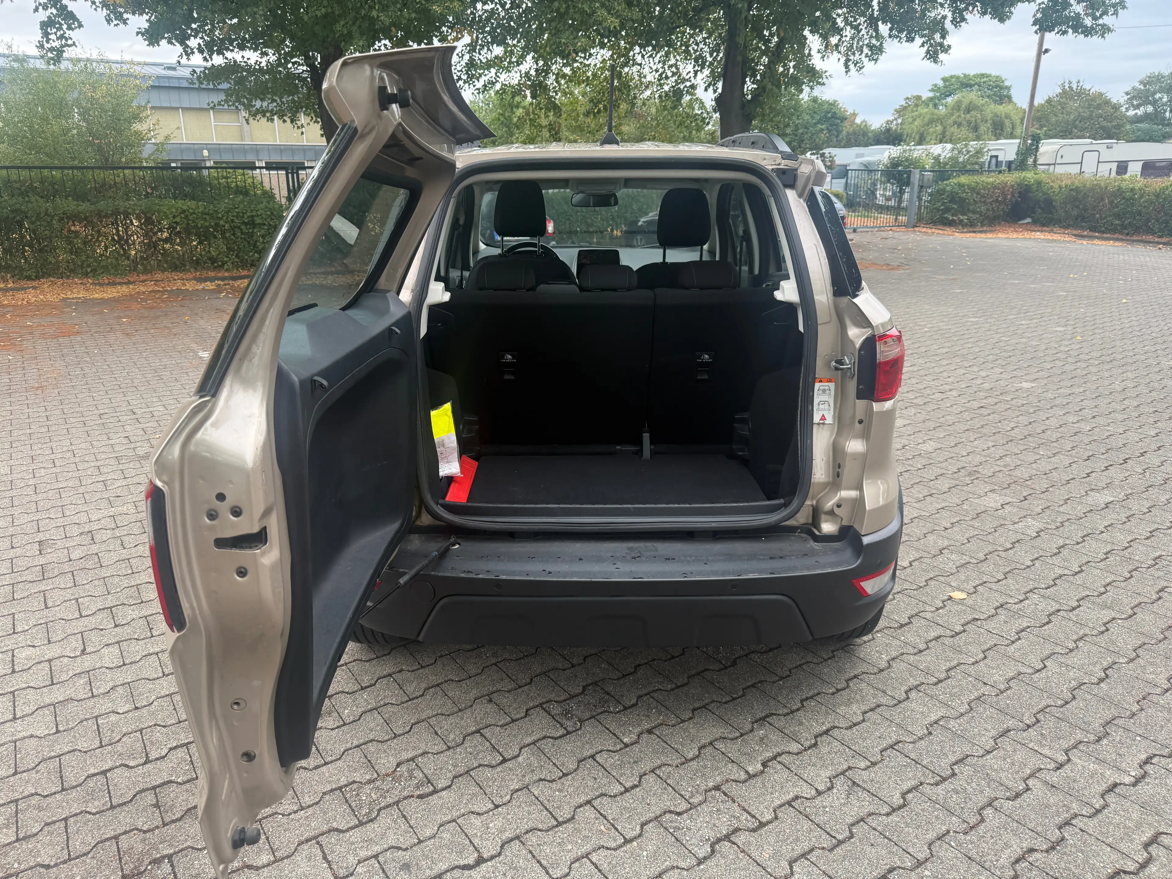 Ford EcoSport Cool & Connect*TÜV 03/2028*NAVI*KLIMA* EU6 *PDC — photo 9