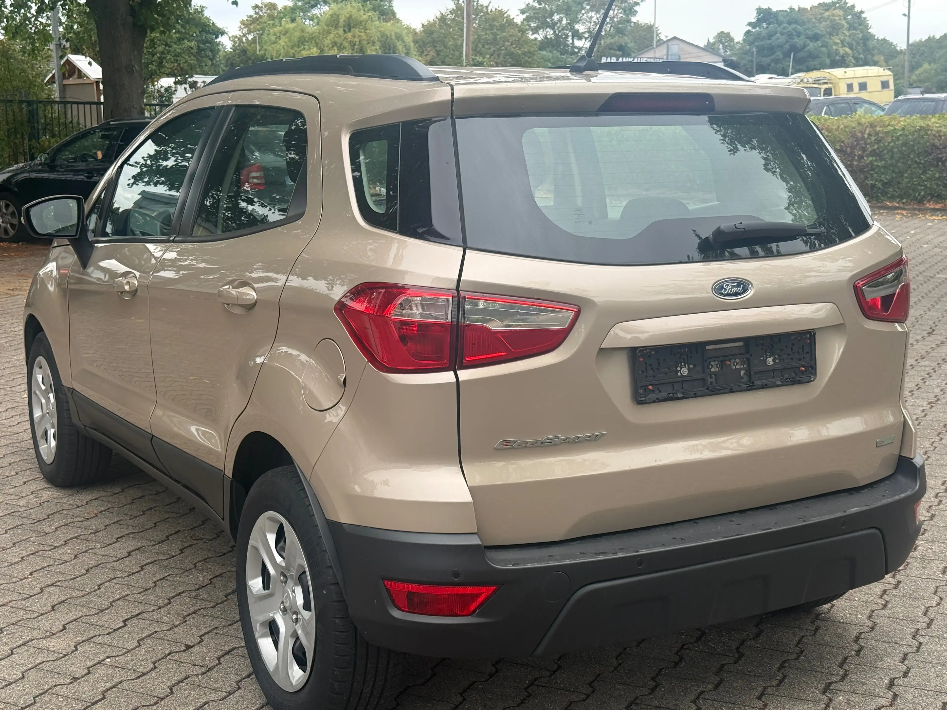 Ford EcoSport Cool & Connect*TÜV 03/2028*NAVI*KLIMA* EU6 *PDC — photo 7