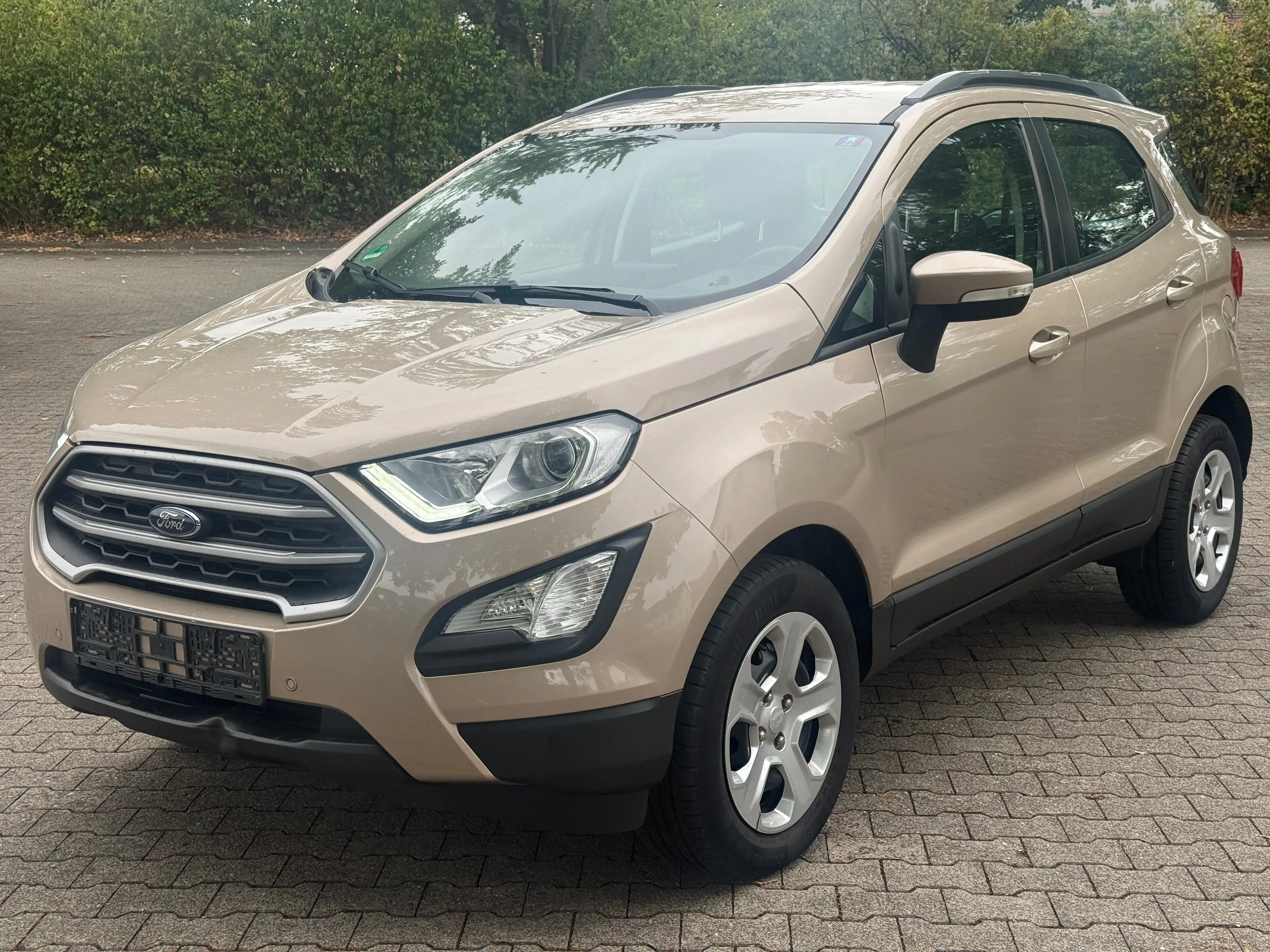 Ford EcoSport Cool & Connect*TÜV 03/2028*NAVI*KLIMA* EU6 *PDC