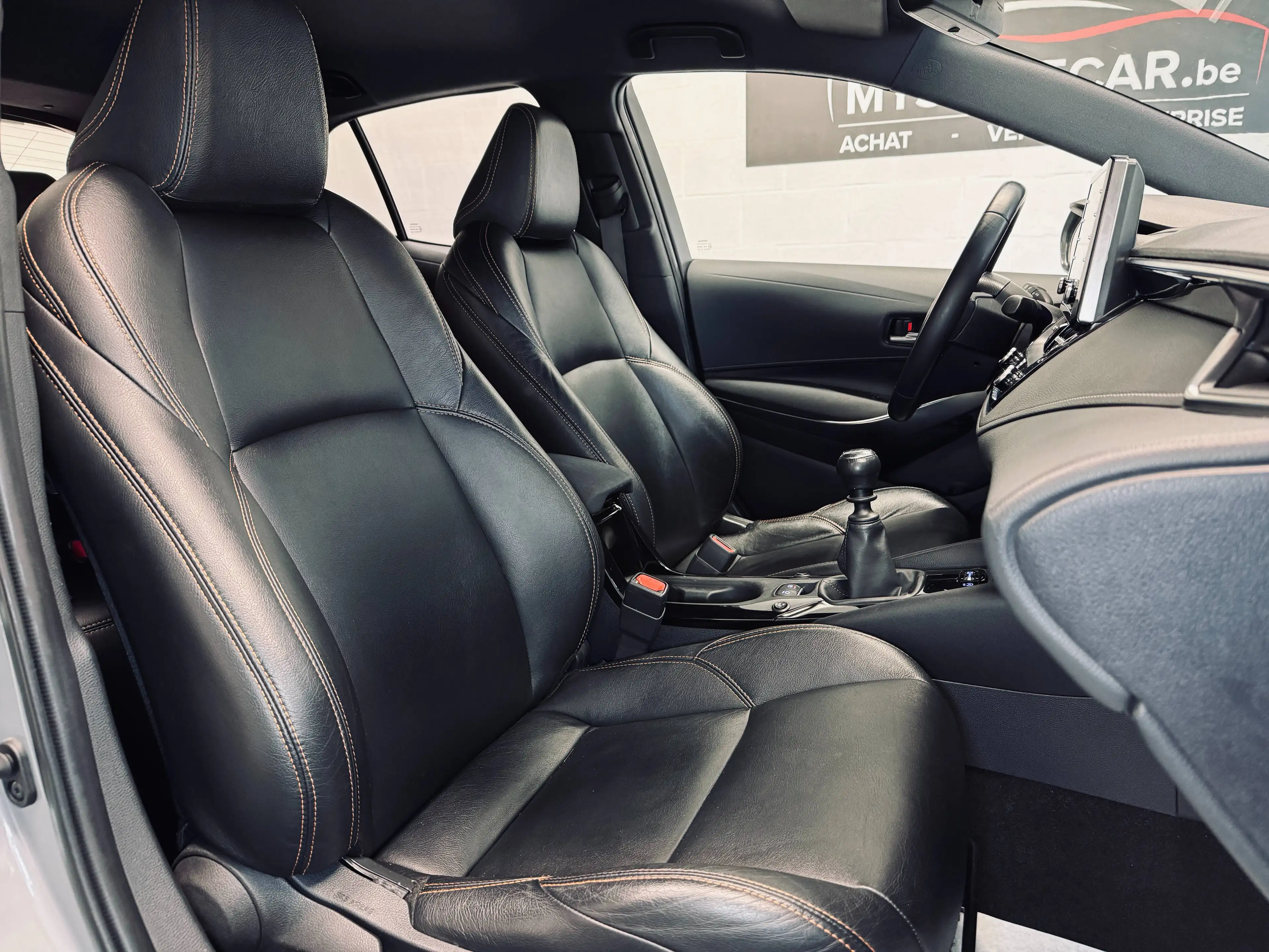 Toyota Corolla Corolla 1.2 essence ,Sport , Cuir, Carplay, Garantie 1an — photo 11