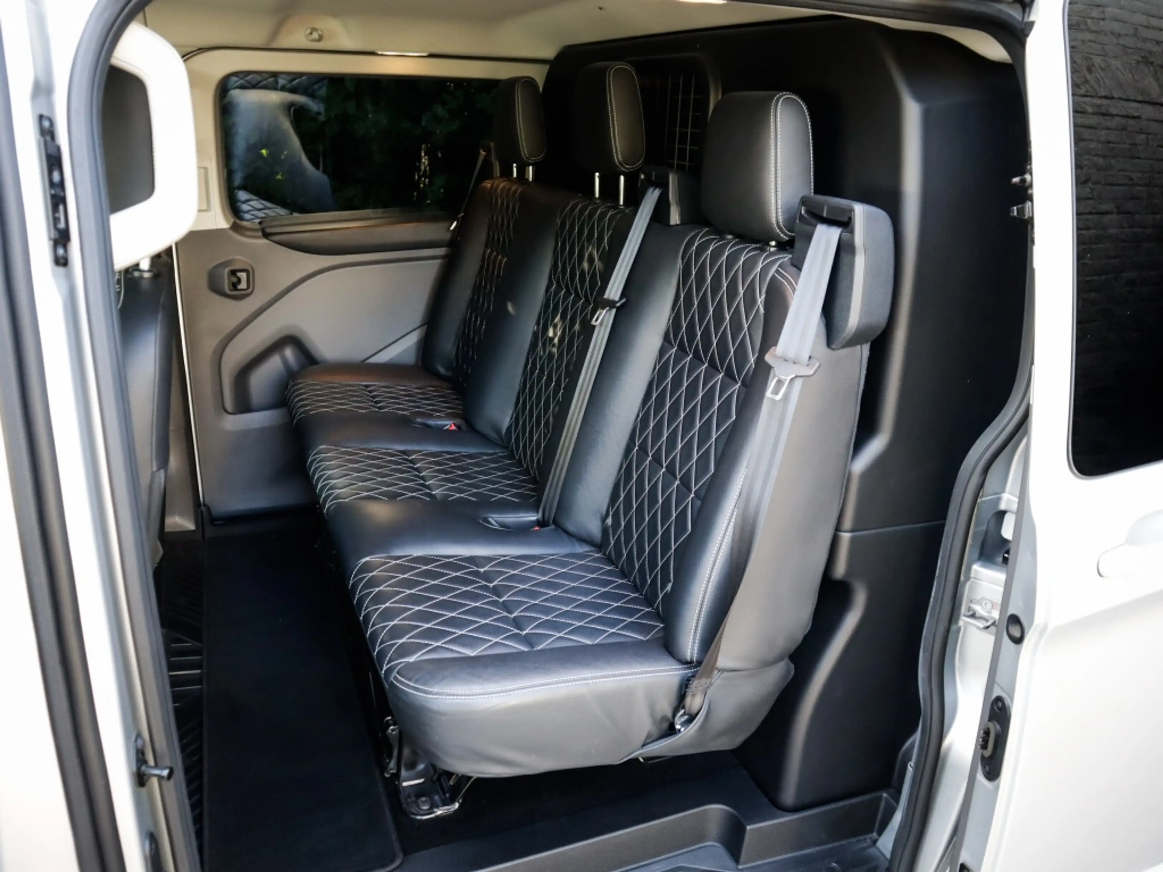 Ford Transit Custom 300 2.0 TDCI L2H1 Limited DC 2e-Eig. & Keurig-Onde — photo 8