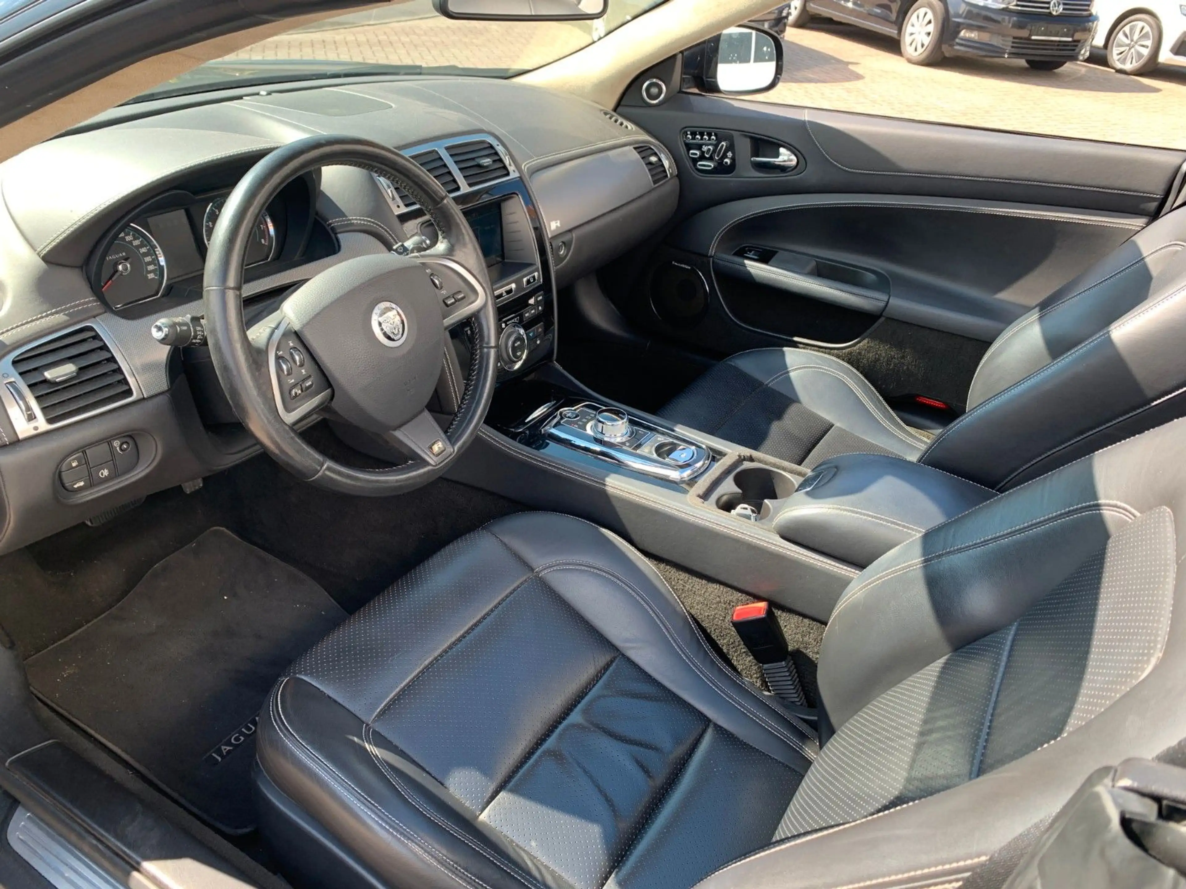 Jaguar XKR Cabriolet 5.0V8 Kompr. Memory+RFK+Alcon+AERO — photo 9