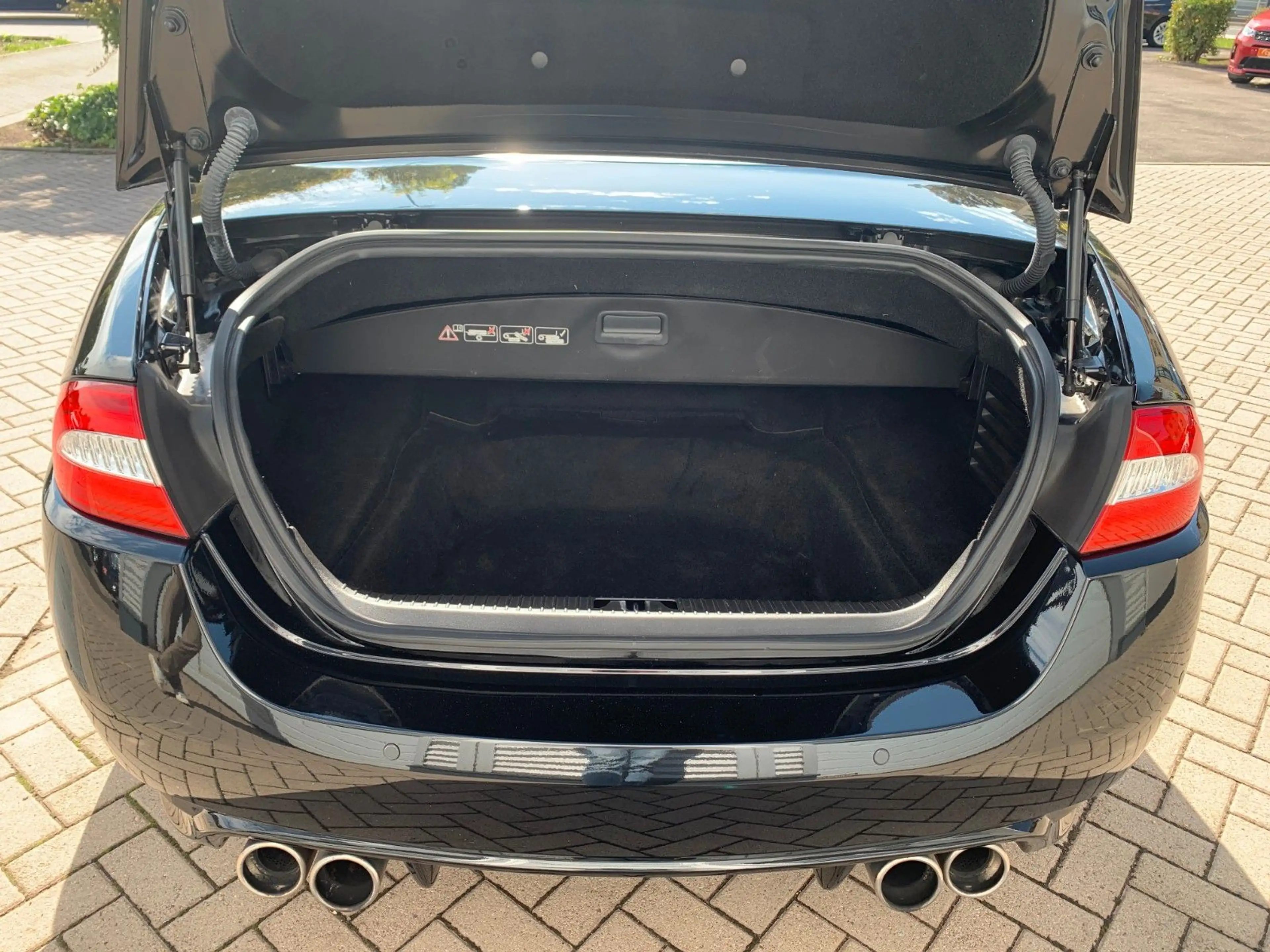 Jaguar XKR Cabriolet 5.0V8 Kompr. Memory+RFK+Alcon+AERO — photo 6