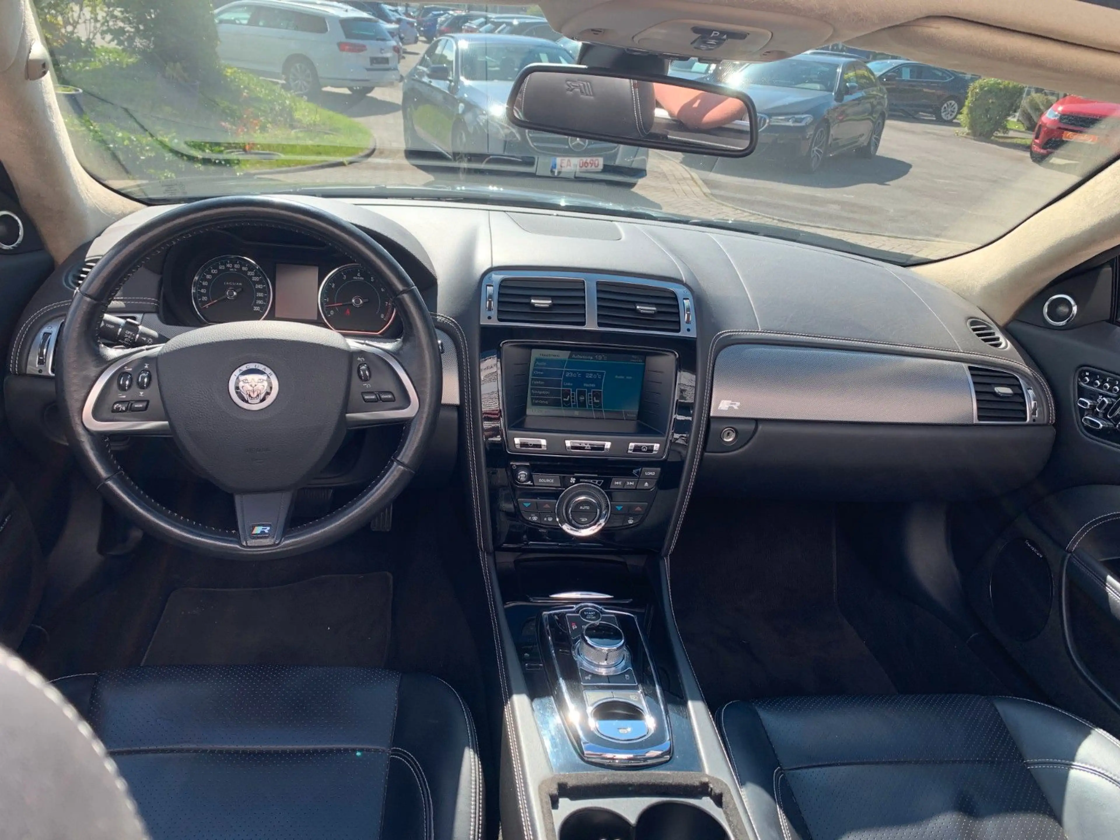 Jaguar XKR Cabriolet 5.0V8 Kompr. Memory+RFK+Alcon+AERO — photo 10