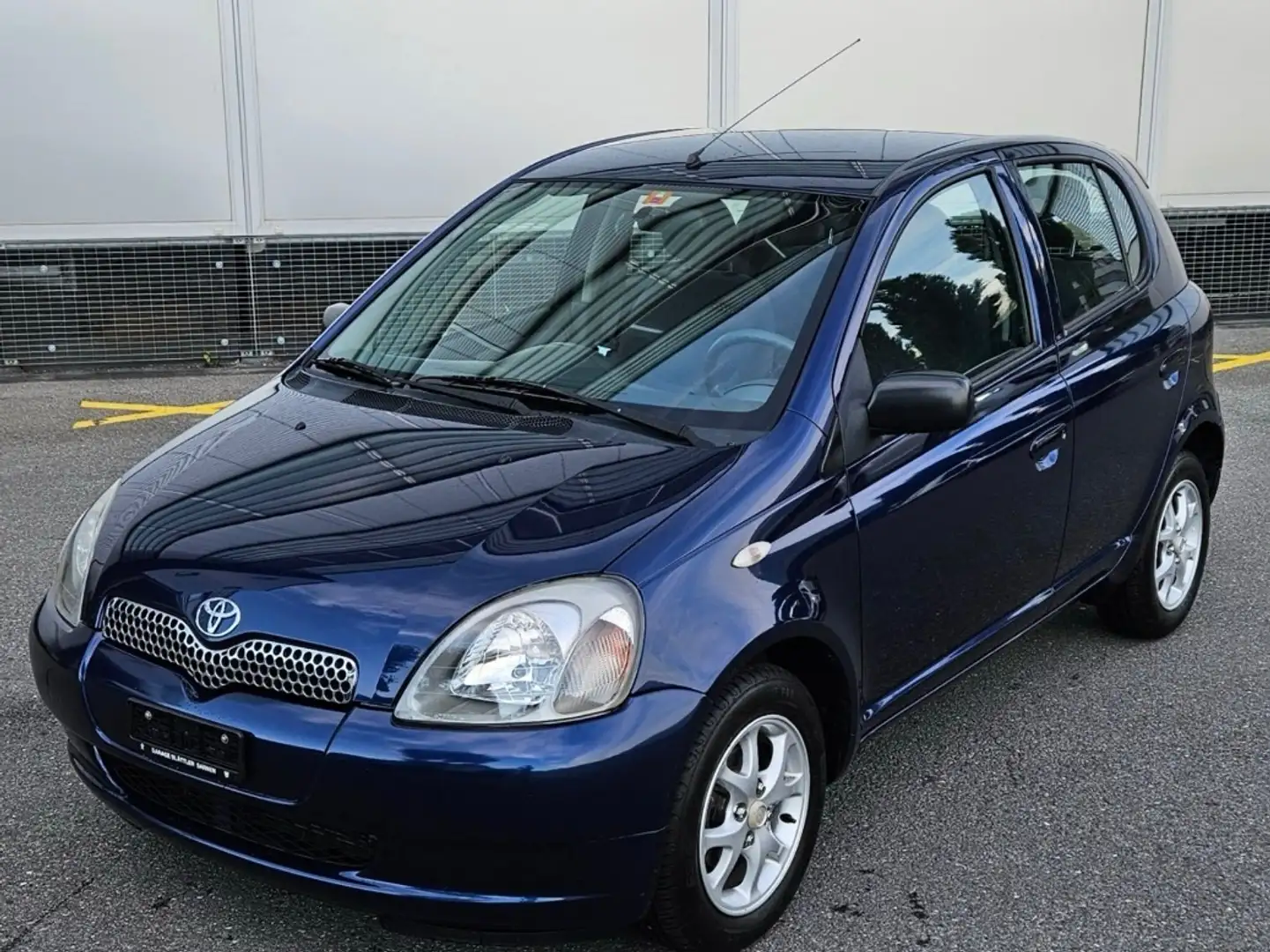 Toyota Yaris Yaris 1,3 VVT-i Linea Luna Linea Luna - 1