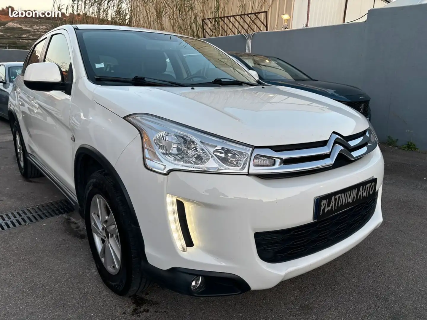 Citroen C4 Aircross 1.6 HDI 115 Exclusive 4X2 Blanc - 1
