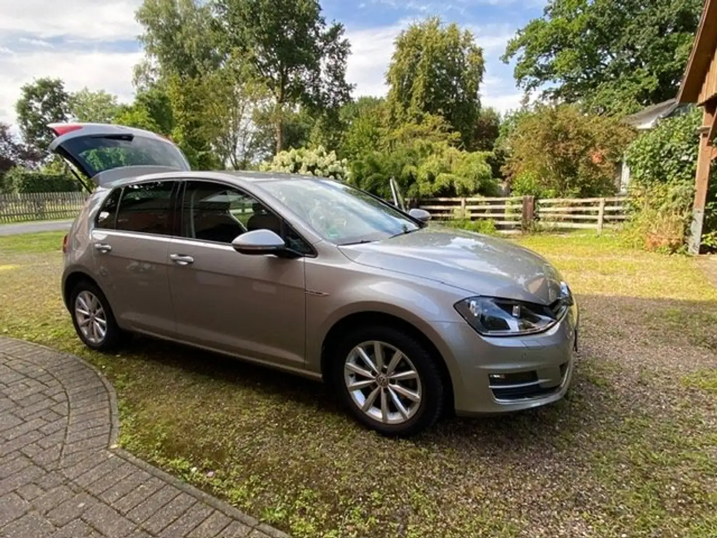 Volkswagen Golf Golf VII 1.2 TSI BMT Comfortline Bronze - 1