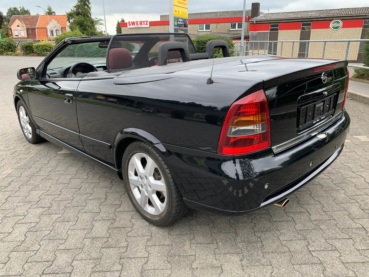 Opel Astra Cabrio 2.2 16V*LEDER*KLIMA*el.VERDECK*SITZH.*TEL ! Noir - 2