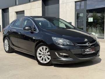 1.7 CDTi Euro 5 / AIRCO/ NAVI / CRUISE/ TREKHAAK