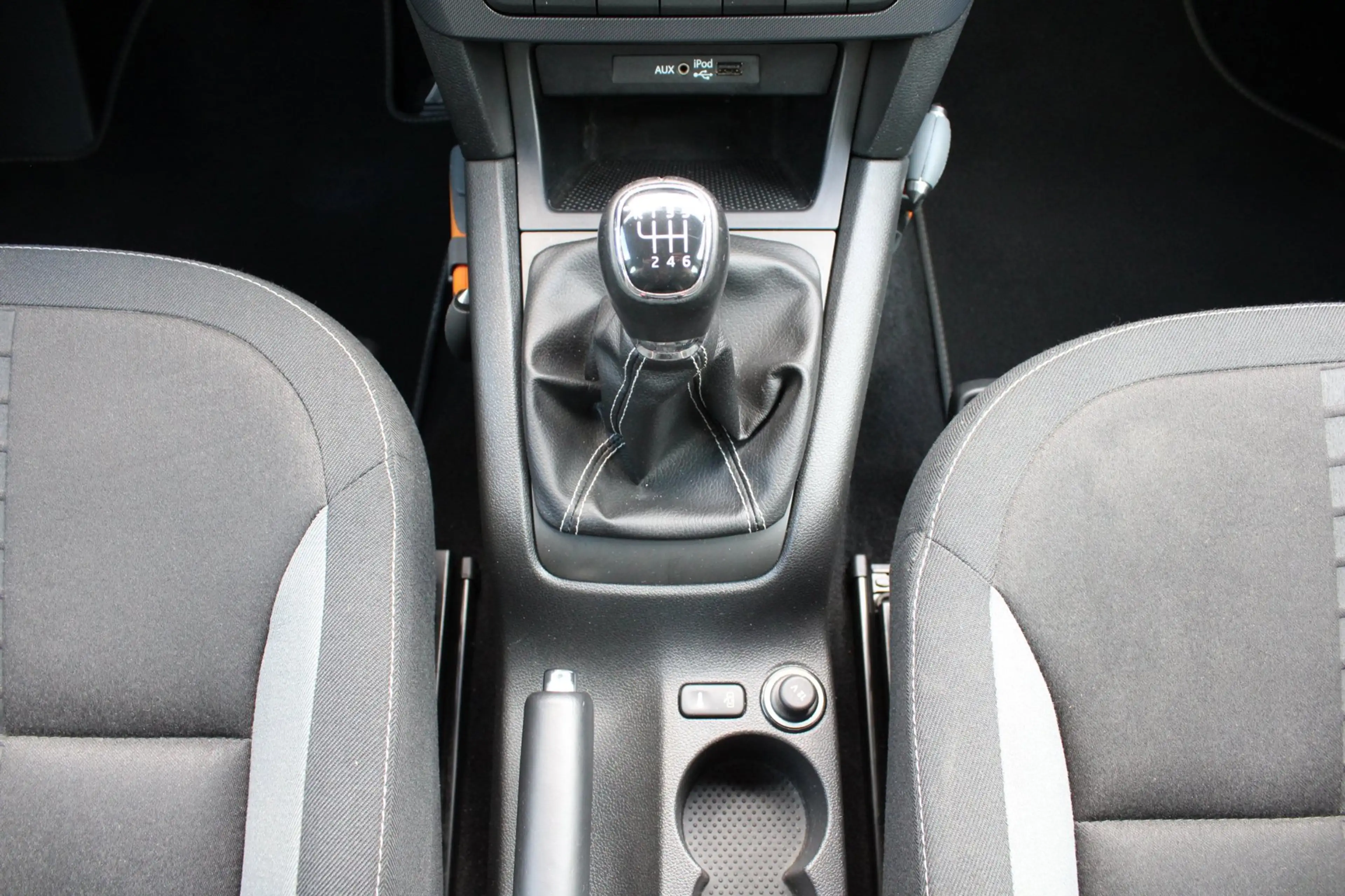 Skoda Yeti Outdoor 1.2 TSI Adventure Clima/Cruise/Stoelverwar — photo 24