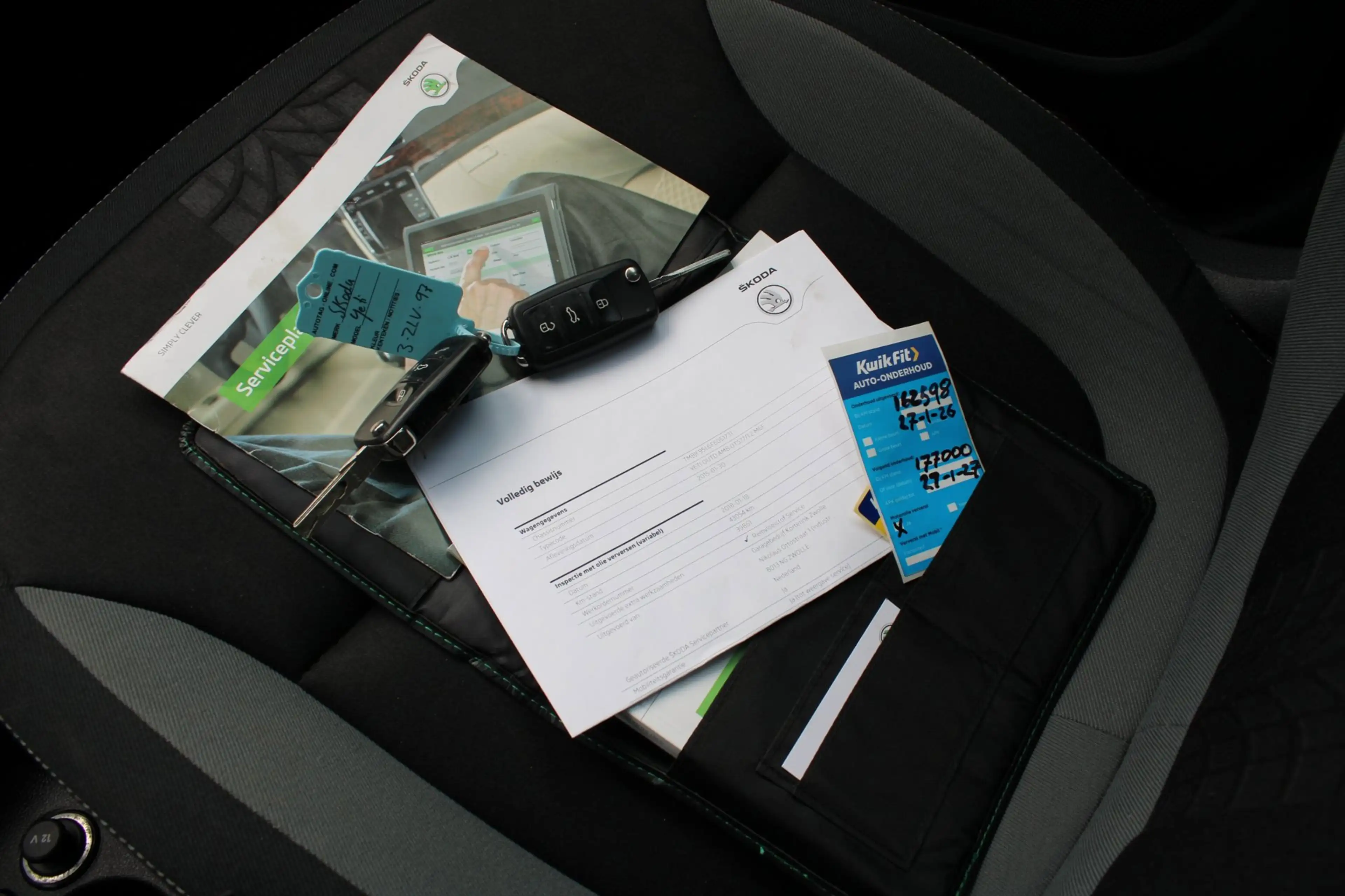 Skoda Yeti Outdoor 1.2 TSI Adventure Clima/Cruise/Stoelverwar — photo 37