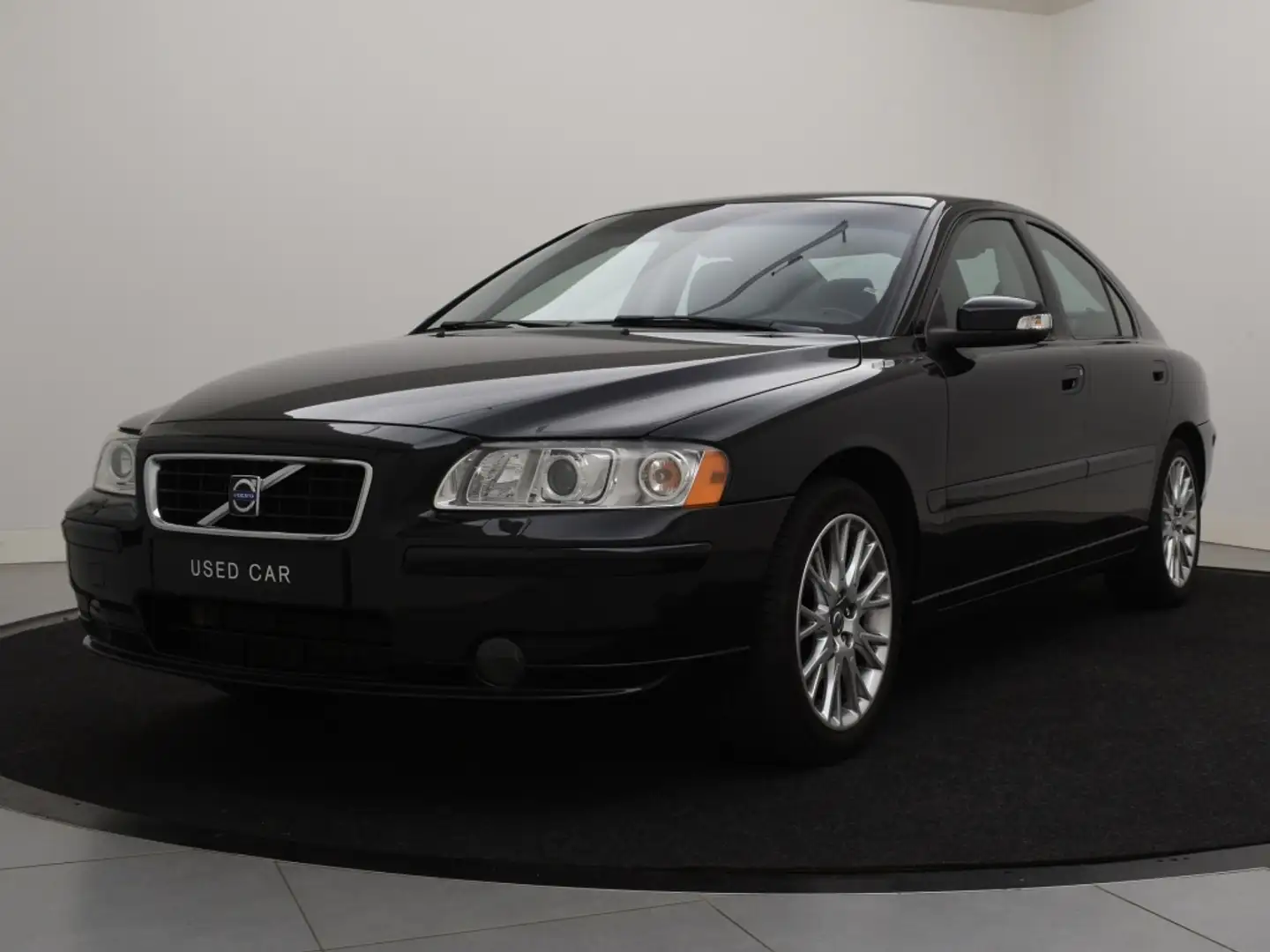 Volvo S60 2.4 AUT(5) DRIVERS EDITION *LAGE KM-STAND* LEDER N Noir - 2