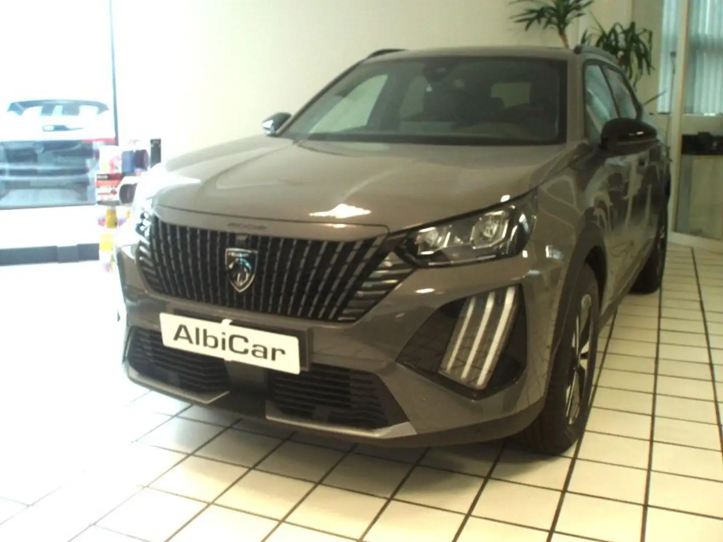 Peugeot 2008 PureTech 100 S&S Style Grigio - 2