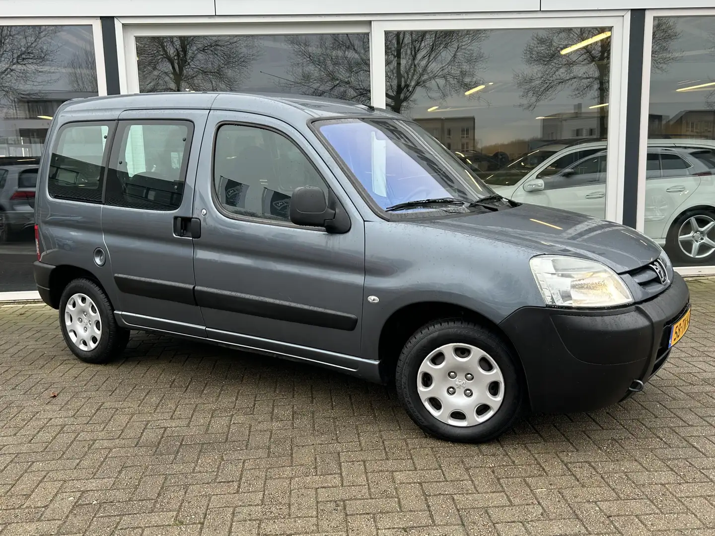 Peugeot Partner MPV 1.4 XR Koppakking en distributie vervangen! Tr Gris - 1