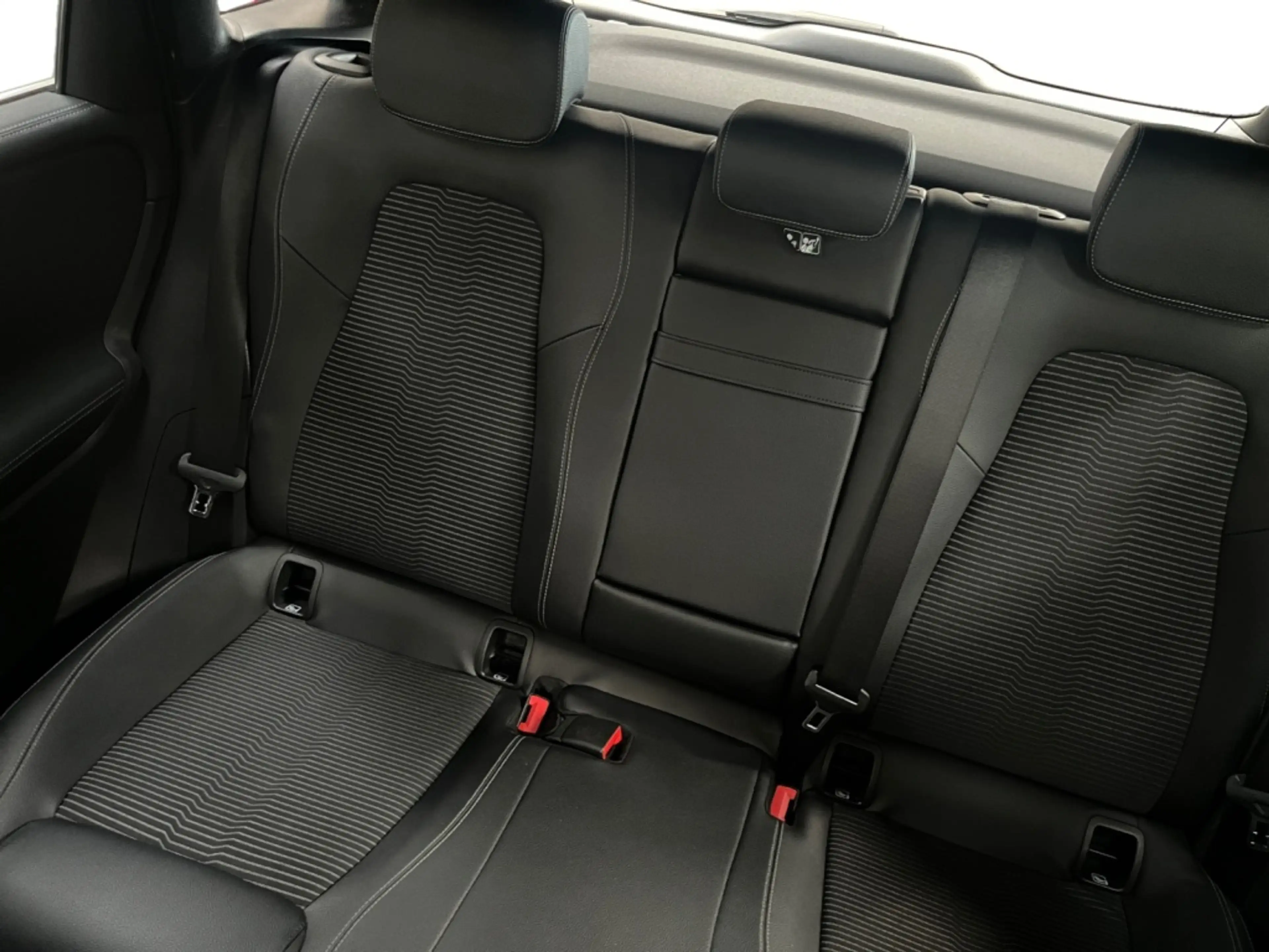 Mercedes-Benz B 250 Progressive  MBUX+Progressive+AHK+Wide+Cam — photo 10