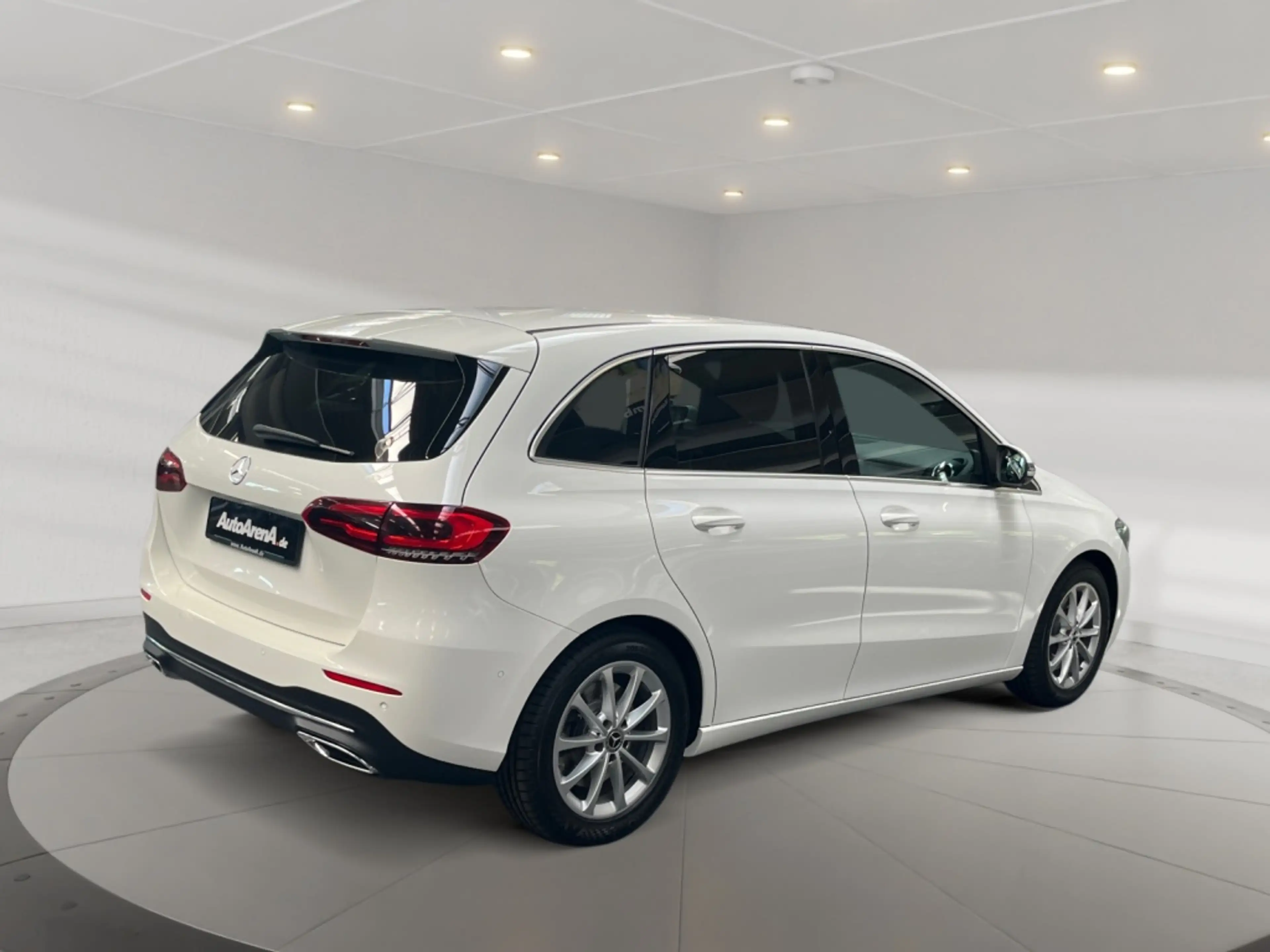 Mercedes-Benz B 250 Progressive  MBUX+Progressive+AHK+Wide+Cam — photo 3