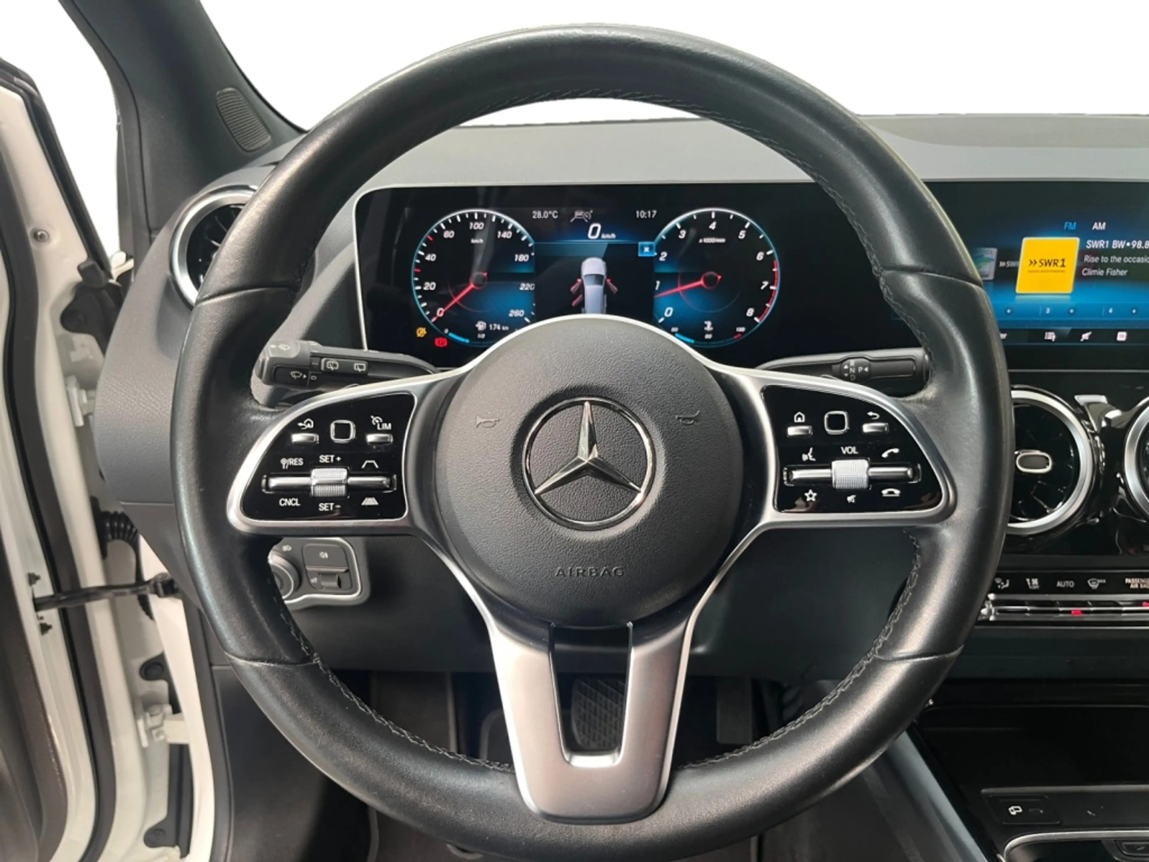 Mercedes-Benz B 250 Progressive  MBUX+Progressive+AHK+Wide+Cam — photo 12