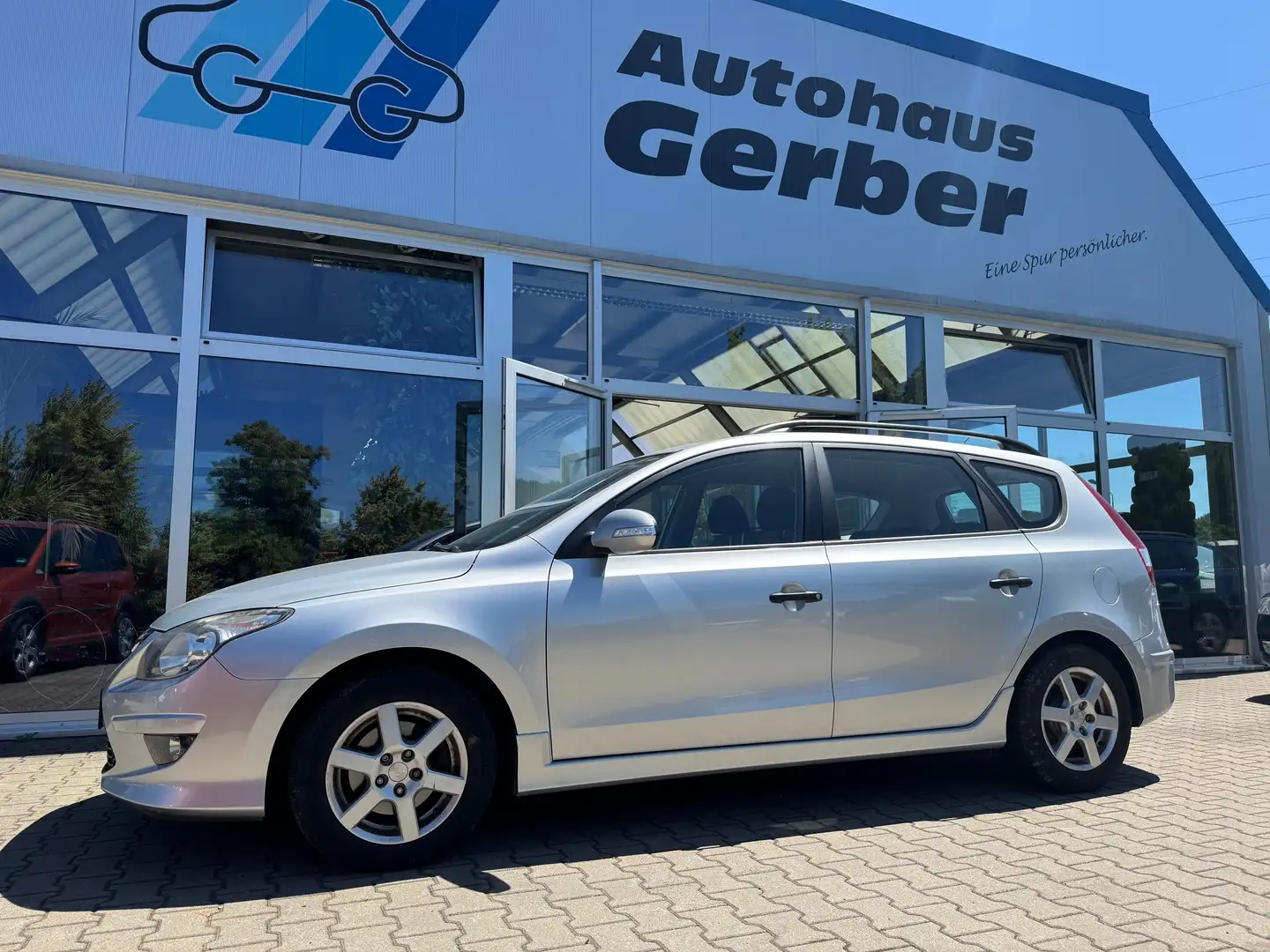 Hyundai i30 i30cw 1.4 blue Classic AHK AHZ Zilver - 1