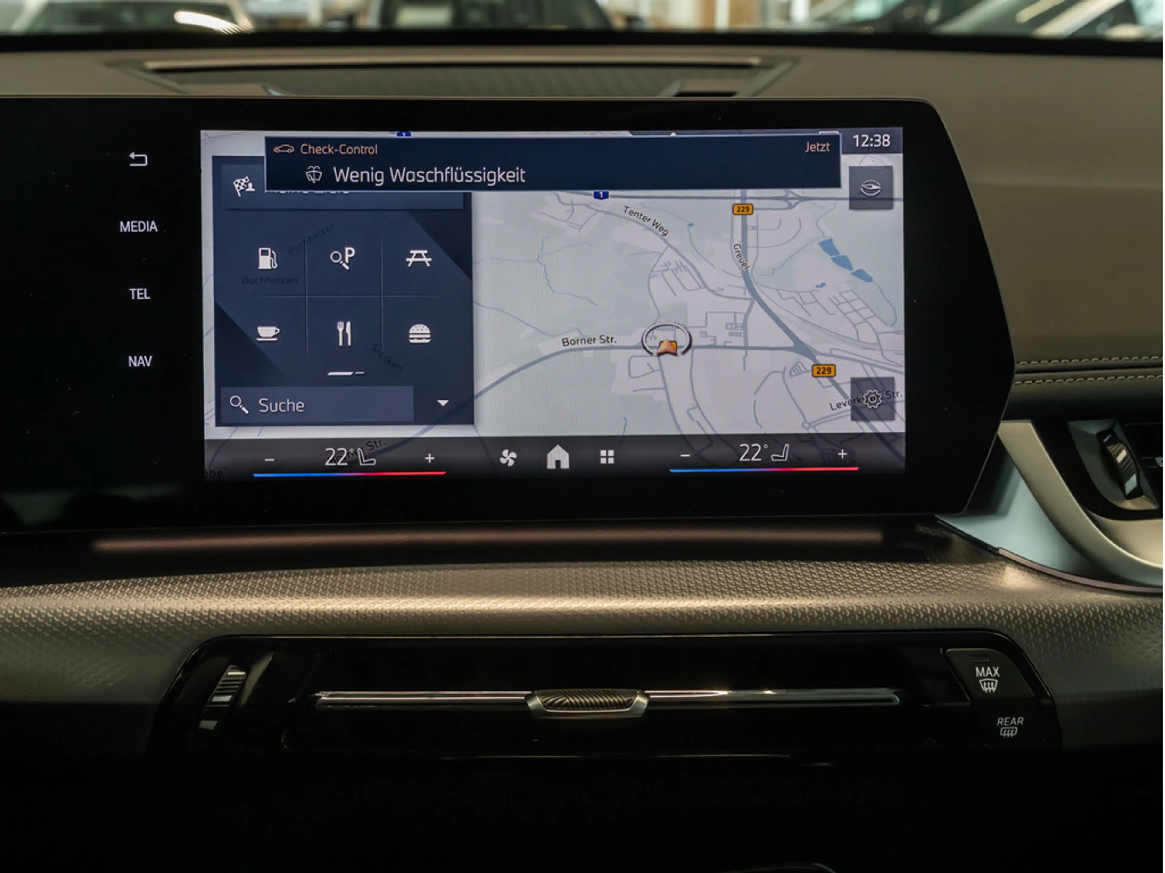 BMW X1 sDrive 18i M-Sport Pro PANO LED NAVI SHZ — photo 13