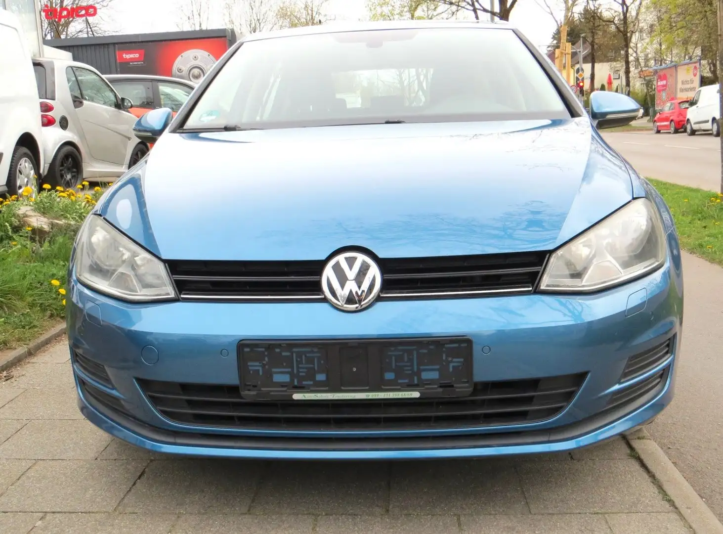 Volkswagen Golf VII Lim. Trendline BMT*PDC*Service neu* Blauw - 2