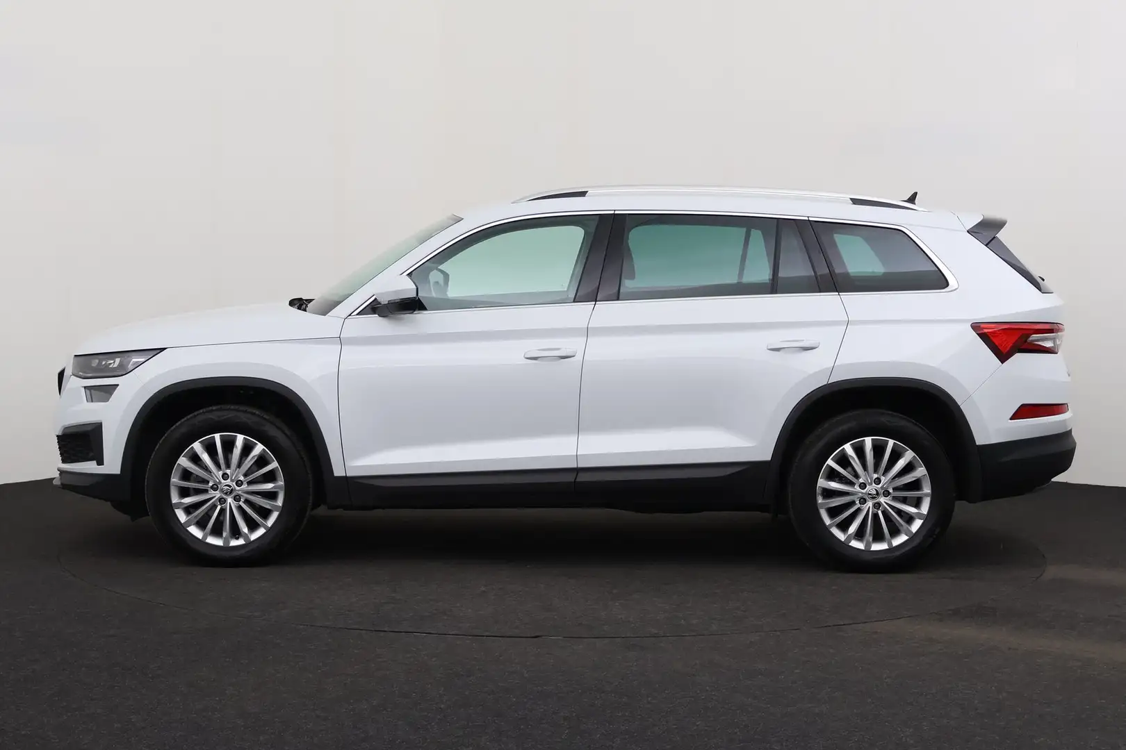 Skoda Kodiaq AMBITION 1.5TSI DSG + 7PL. + CAMERA + PDC + CRUISE Blanc - 2