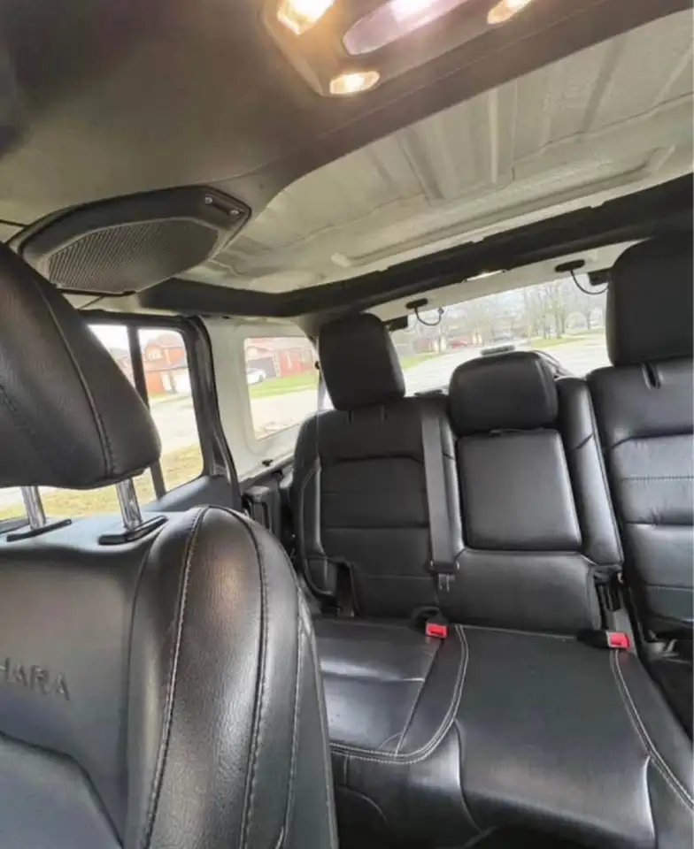 Jeep Wrangler снимка Jeep Wrangler