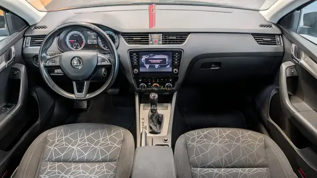 Skoda Octavia view 10