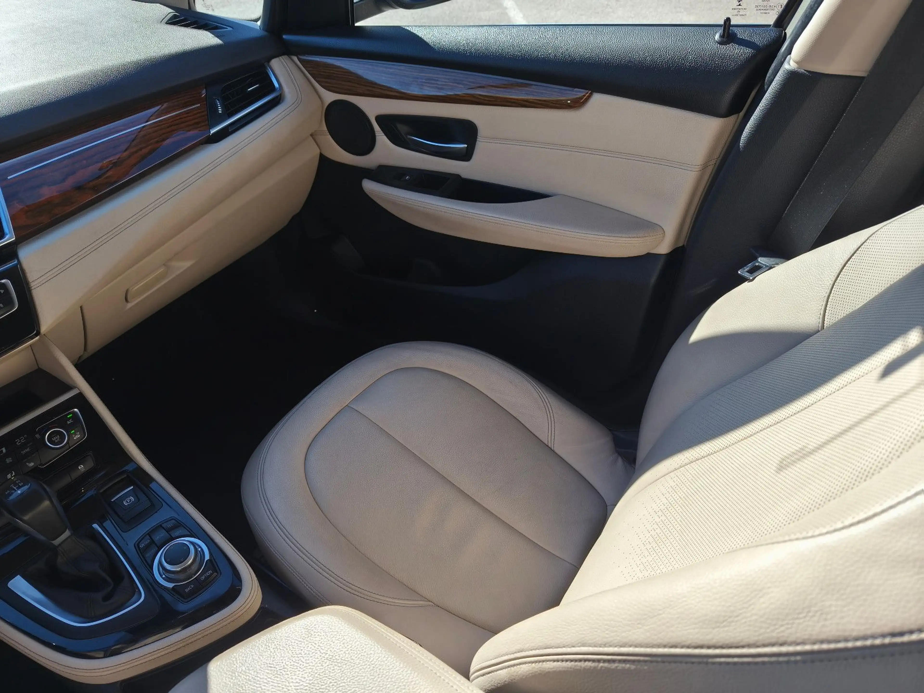 BMW 220 Baureihe 2 Gran Tourer 220 d xDrive Luxury Line — photo 13