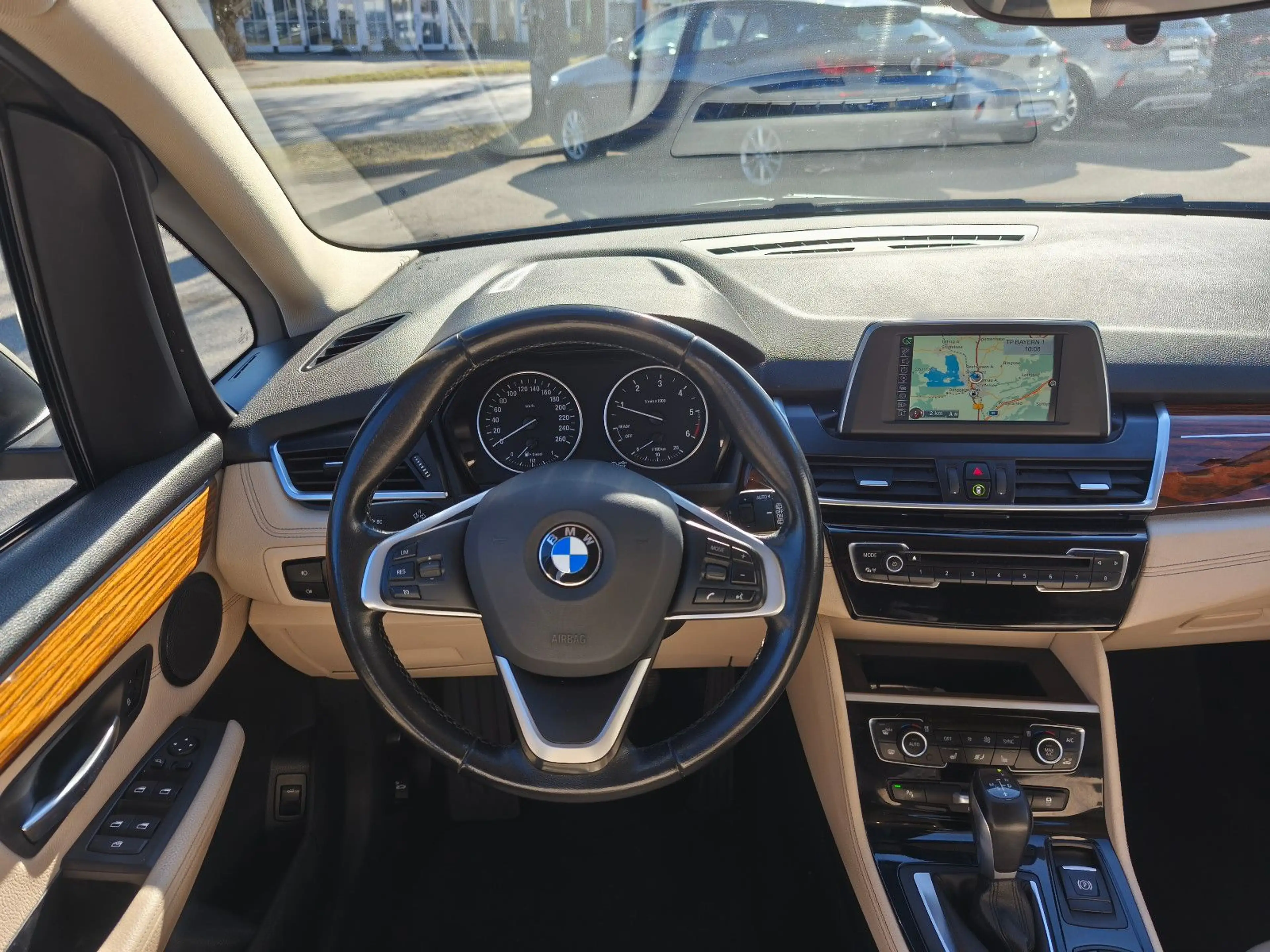 BMW 220 Baureihe 2 Gran Tourer 220 d xDrive Luxury Line — photo 10