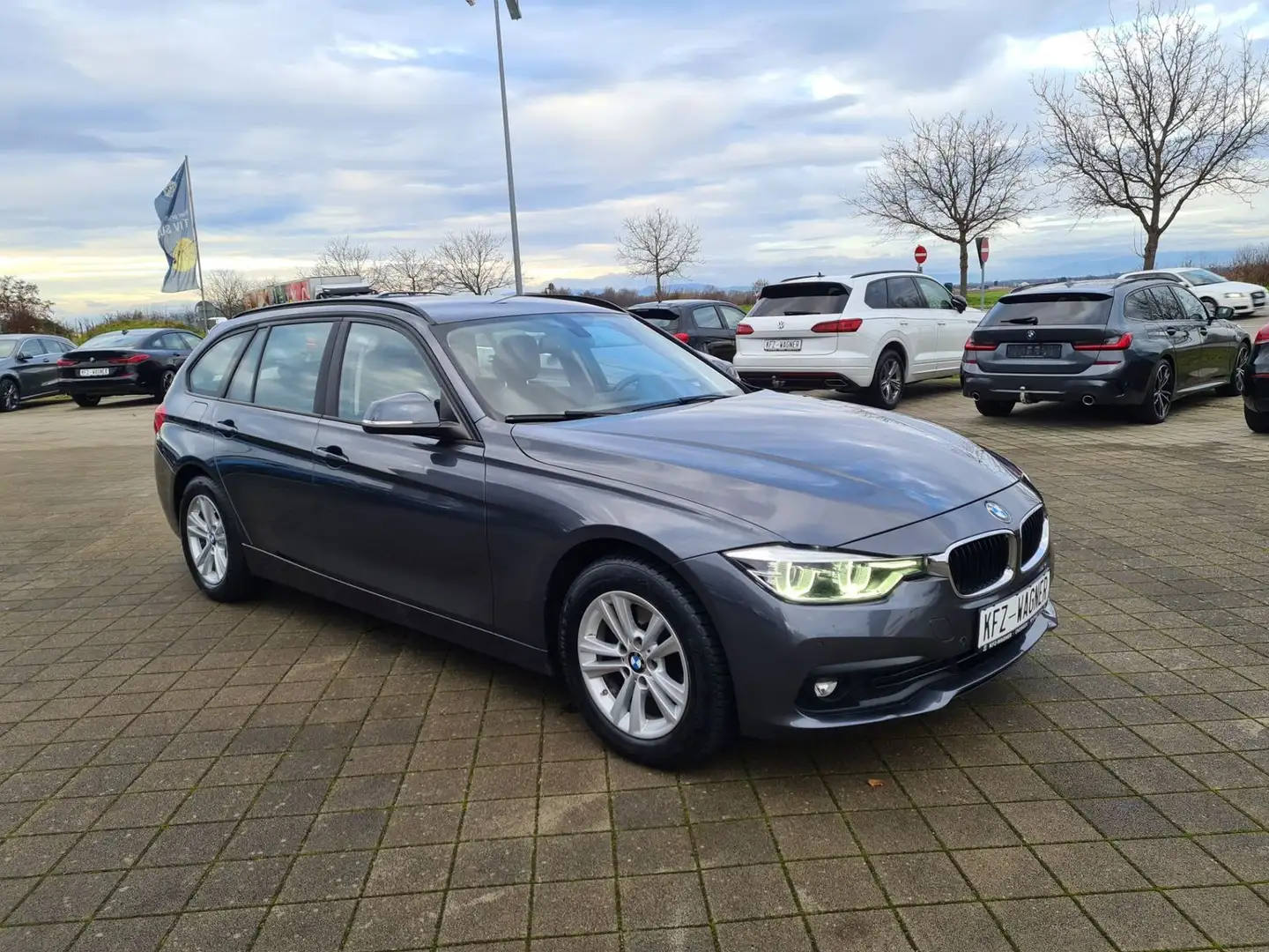 BMW 316 316 d Advantage 2.0D AUTOMATIK LED NAVI Srebrny - 2
