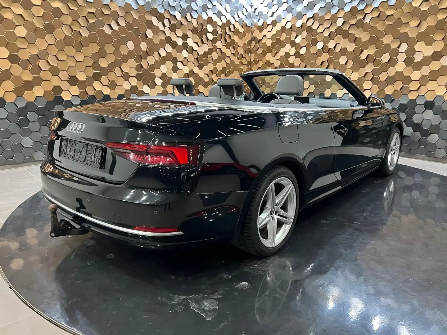 Audi A5 Cabriolet *S-Line*Virtual Cockpit*LED*AHK* Schwarz - 2