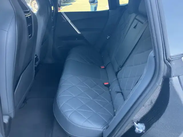 BMW iX M60 Ansicht 12