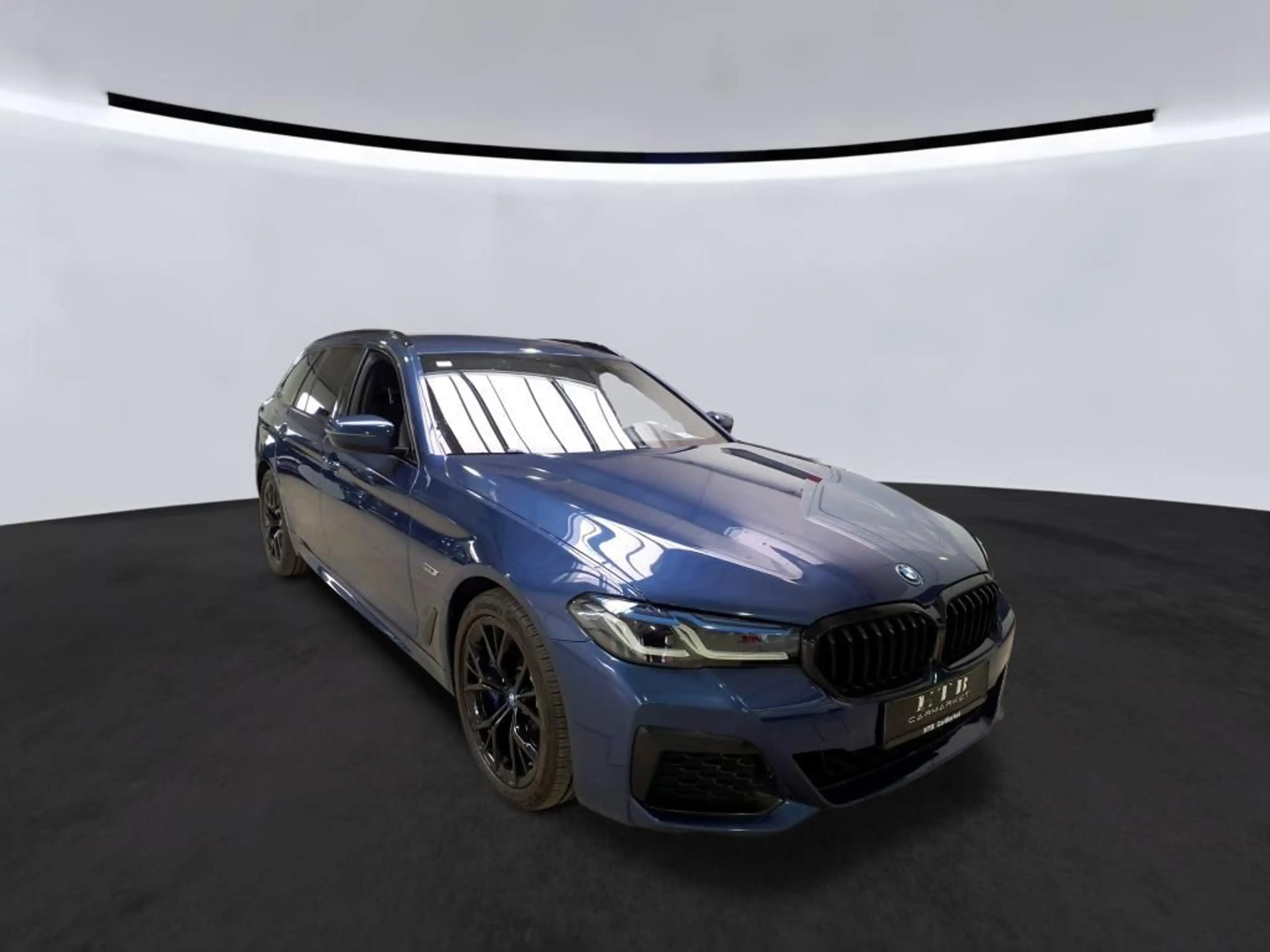 BMW 530 e M-Sport HuD Massage H&K Sitzlüft.360°Leder — photo 2