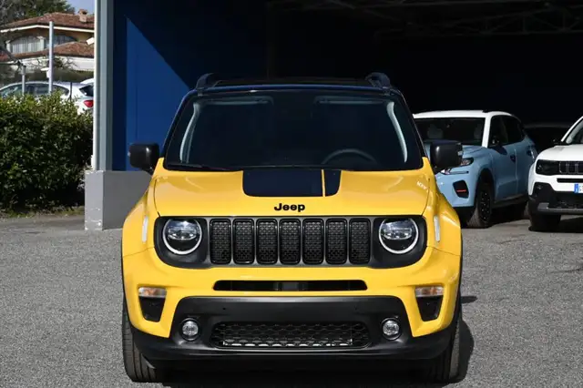 Jeep Renegade view 2
